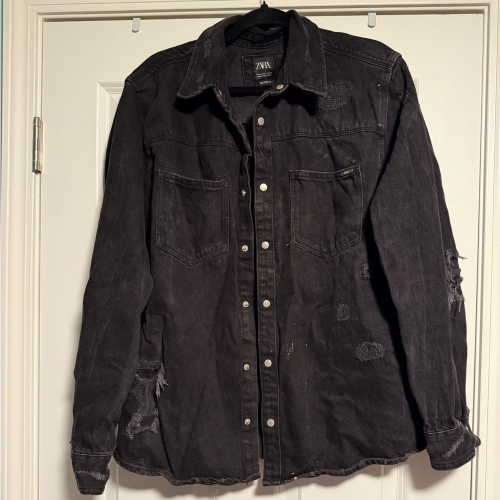 Zara Women's Black Distressed Denim Jacket